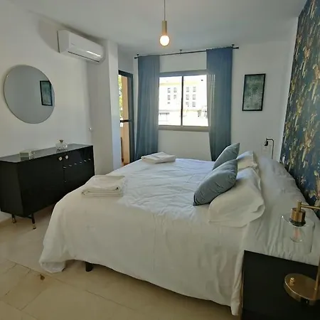 Modern 3 Bedroom In Puerto Banus Apartment Marbella